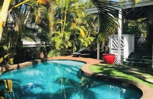 Kalama Tract Villa | Villa Frangipani Tropical Beachside Retreat Kailua