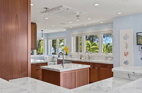 Waialua House | Waialua Beachfront Estate: Ocean Views w/Private Pool/Cabana! Steps to Beach