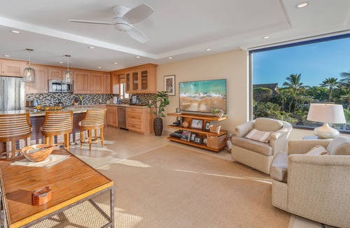 Wailea Condo | Wailea, Oceanfront, Polo Beach Club Condo #403