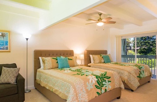 Princeville Condo | Walk to the Beach and Westin! Sleeps 6