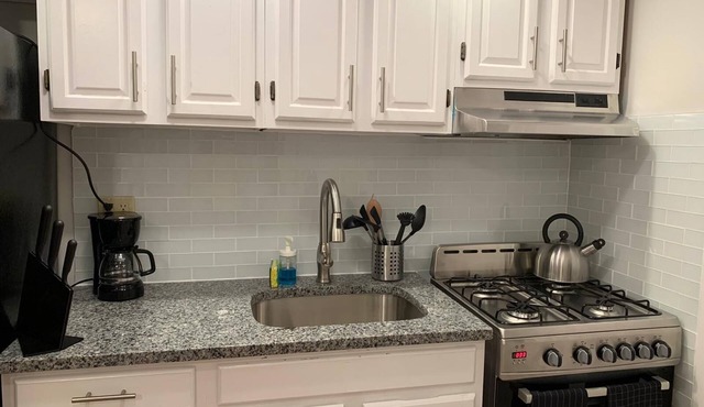 1631 2C · Stupendous 1bed Apt./20 min to NYC-Parking Avail.