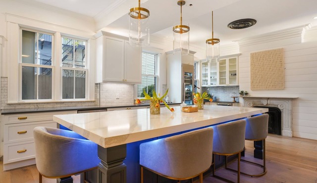 "1855 Grand Mansion In Historical Charlestown" 6 bed 4.5 bath Renovated 2021
