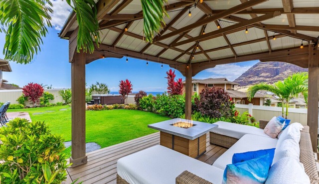 4 BDRM, Near beach, Ocean Views, HotTub, Pool, Gym