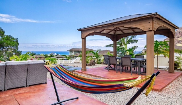 4 beds, Near Beach, Pool, Spa, Gym, Ocean Views
