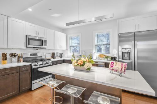 6BR4Bth Parking BOS MIT Harvard TD Garden