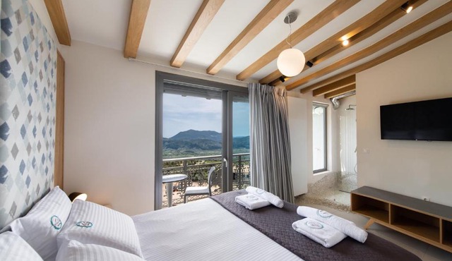 Aelia Suites