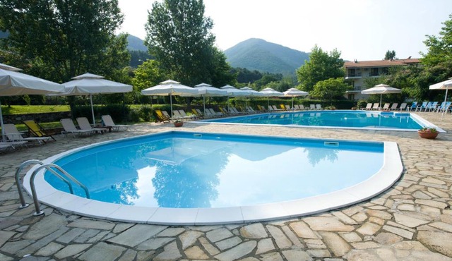 Agriani Hotel