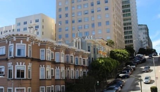 Amazing Large Central Modern Flat - Great for Work + Families