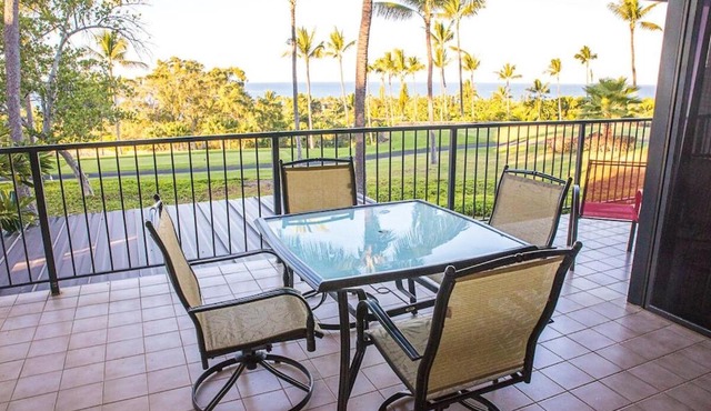 Amazing Ocean Views Over Lush Golf Course-Spacious Country Club Villas 226