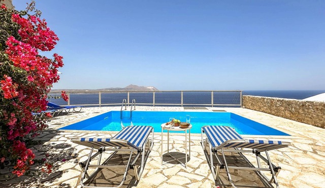 Awesome home in Plaka