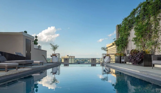 Balcony Double Studio, The Windsor, 2 Family Suites, Skydeck Panoramas