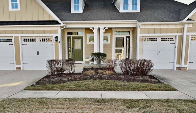 Bayside Resort: New Listing: Beautiful 4 BR 3.5 Ba