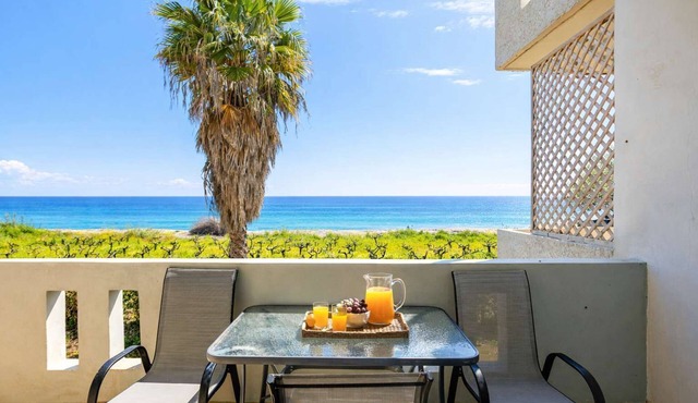 Beachfront Nest Memi, Koroni-Seaheaven House A2
