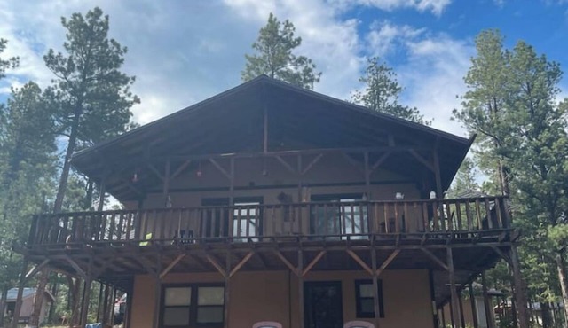 Beautiful 3/2 2 Story mountain home