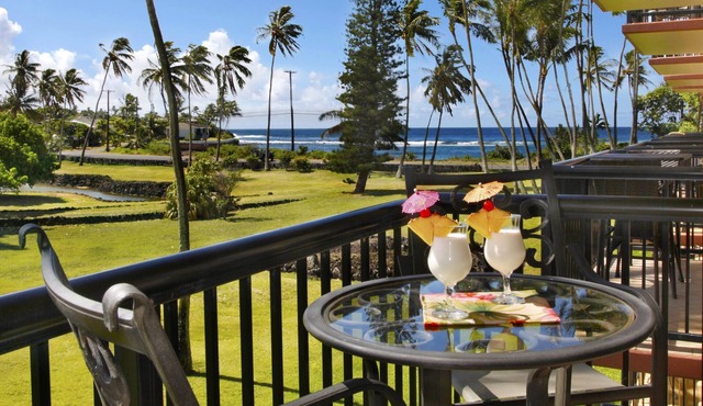 Beauty, comfort, and value describe this one bedroom condo in sunny Poipu!