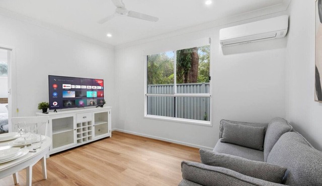 Brand NEW Home | Great Location | Close to Shops