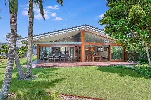 Cabarita Beach Oasis - 3BR Beach House by uHoliday