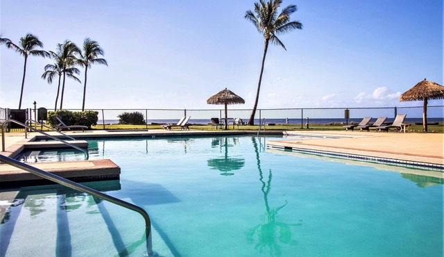 Charming 1-Bedroom Oceanfront Cottage