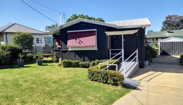 Charming "Castlereagh Cottage" with Free High Speed Wi-Fi