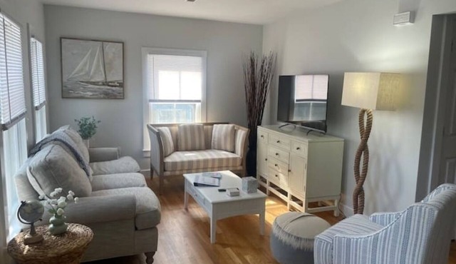 Charming West Falmouth Apartment - walk to bikeway and Chappy beach!