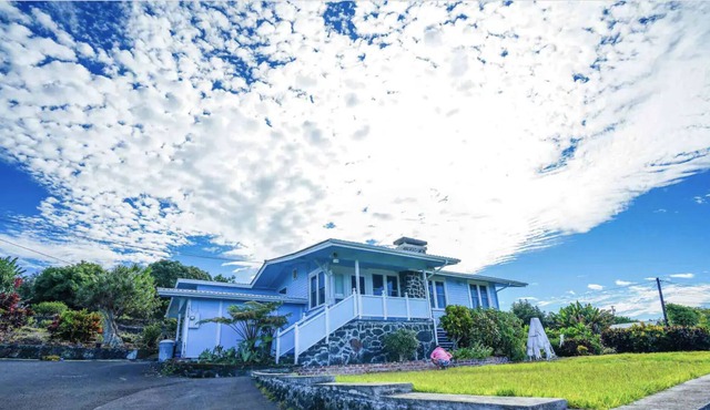 Cozy Oceanview House on 1 acre Orchard