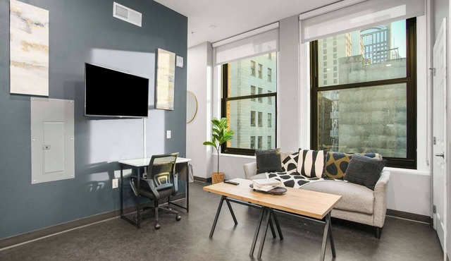 CozySuites Stunning 1BR in Downtown Pitts 35