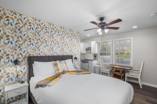 Downtown Kimmswick Studio Newly Renovated