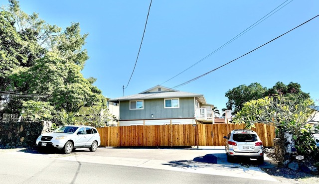 Entire 3bedrooms Apt. w/Balcony & Ocean Sunset View, Great Location