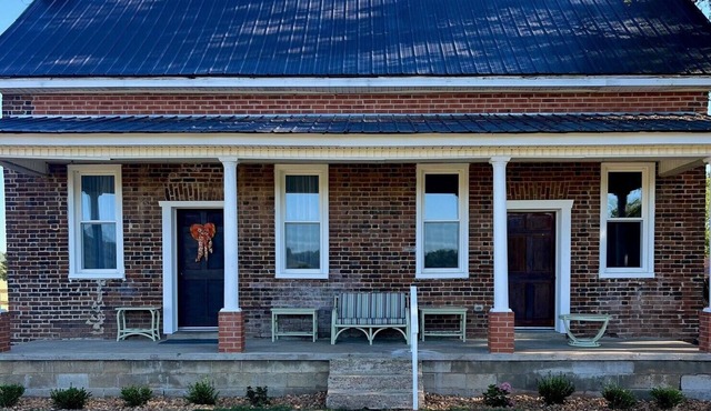 Farm house without the work. Enjoy the fresh air and the star gazing at night.