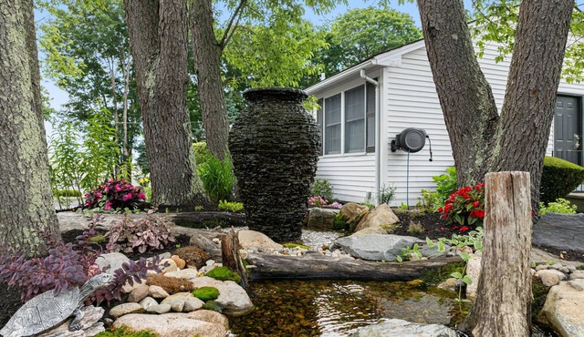 Founder's Brook Motel and Suites