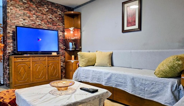 Guesthouse overlooking the Aegean Sea and Mount Olympus!