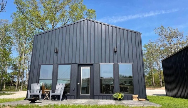 H&M Retreats/Cabin 3/Hermann, MO