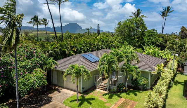 Hale Ko Cottage - 2 Master Suite Cottage with AC in Poipu