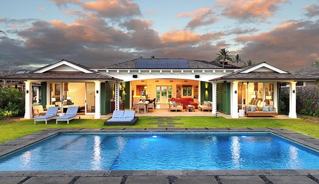 Hale Leilani: Plantation Villa w/Ocean View, Pool
