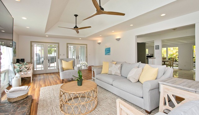 Hale Maluhia - Gorgeous Kaneohe Bay Home