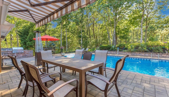 Hamptons - Pool & Private Tennis Court, Hot Tub, 2 Pickleball Courts