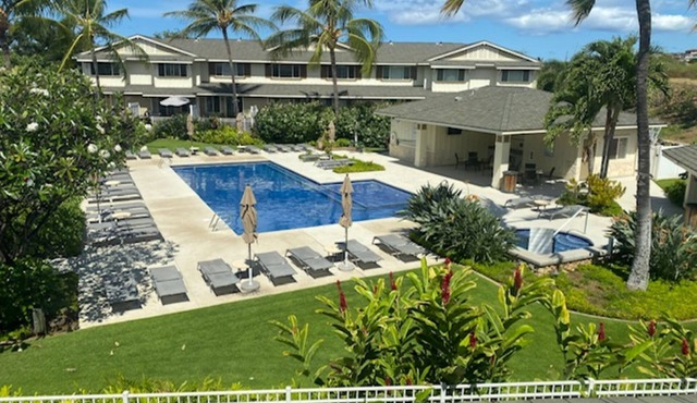 Hawaiian Aloha spirit, Relax, play in beautiful Ko Olina. Paradise awaiting.