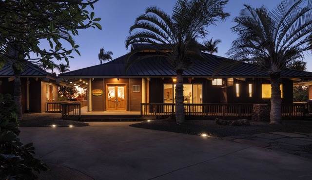 Hawaiian House With Ocean View