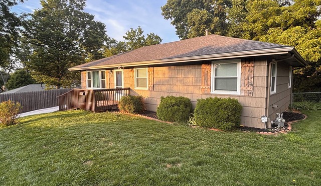 Heartland Haven in Kansas City Area: Pet Friendly -fenced yard &Newly Remodeled!