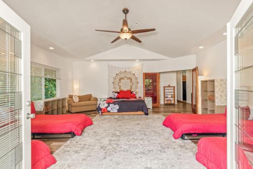 Heavenly Hawaii Retreat Home near Hilo and Ocean and Waterfalls