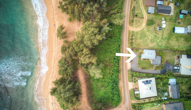 Hibiscus Beach Cottage, Steps to Beach, Beautiful Mountain Views, TVNC#5067