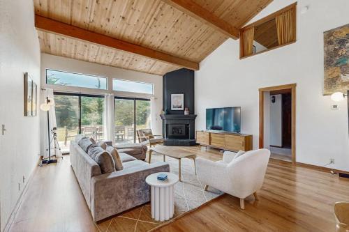 Hilma House