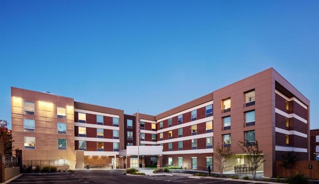 Home2 Suites By Hilton Memphis Downtown