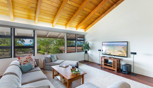 Immersed in nature Home w/A/C, bbq area, Hale Poola