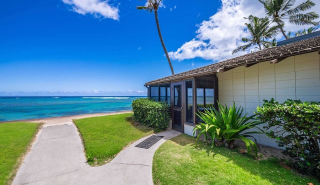 Island Jewel — Ocean Front North Shore Paradise
