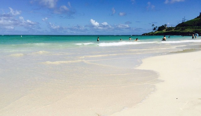 Just steps from the sand—enjoy a pool, hot tub, bikes, beach gear & more!