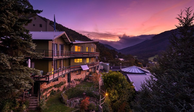 Kasees Apartments & Mountain Lodge