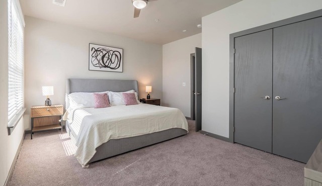 Landing | Incredible 2BD, Courtyard, Pool