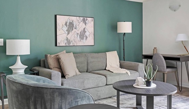 Landing | Modern 1BD, Pool, Courtyard