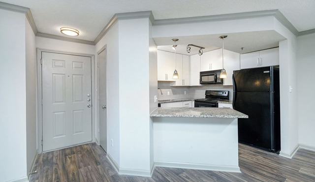 Lenox Park - Cozy 1-bedroom Corporate Apartment